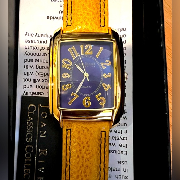 Joan Rivers Watch - Picture 2 of 2